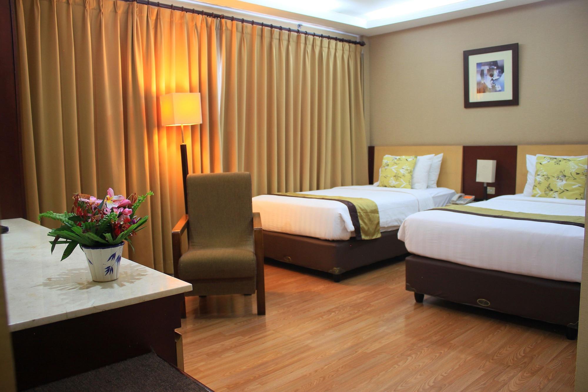 Grand Setiabudi Hotel Бандунг Экстерьер фото