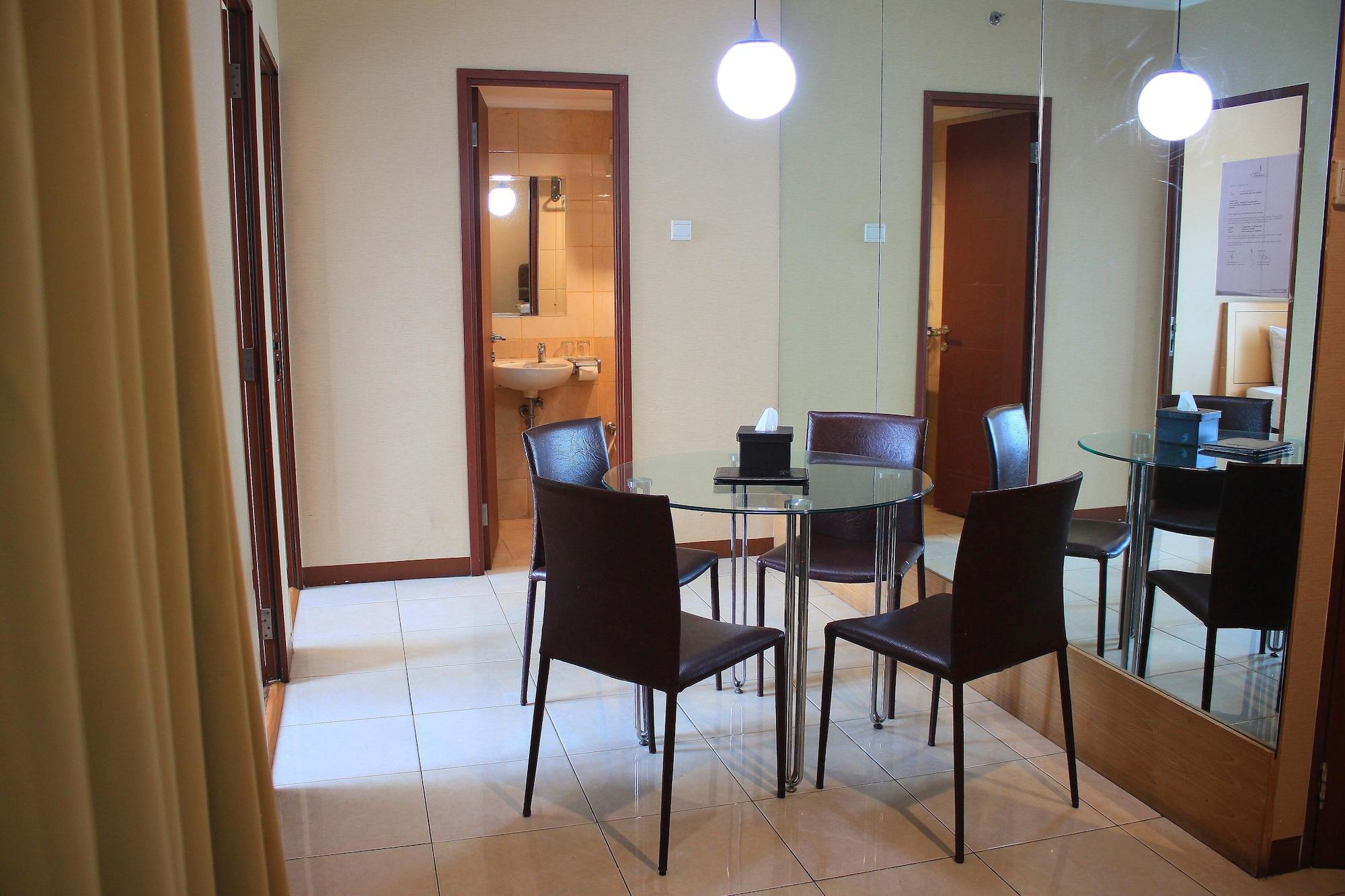 Grand Setiabudi Hotel Бандунг Экстерьер фото