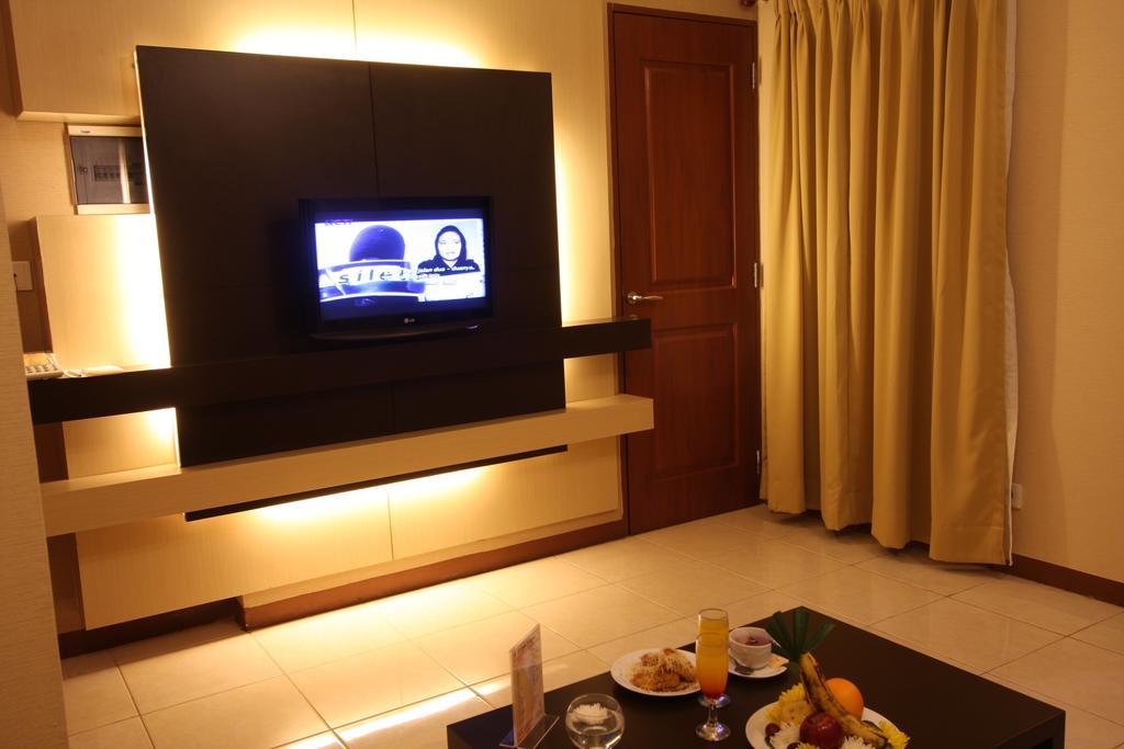 Grand Setiabudi Hotel Бандунг Экстерьер фото