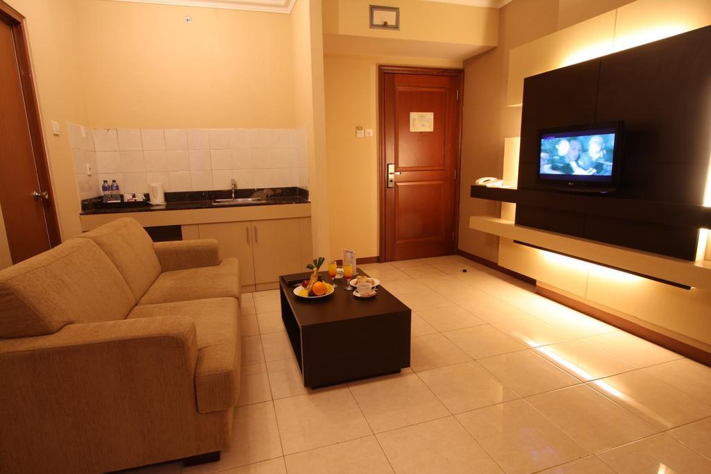 Grand Setiabudi Hotel Бандунг Экстерьер фото