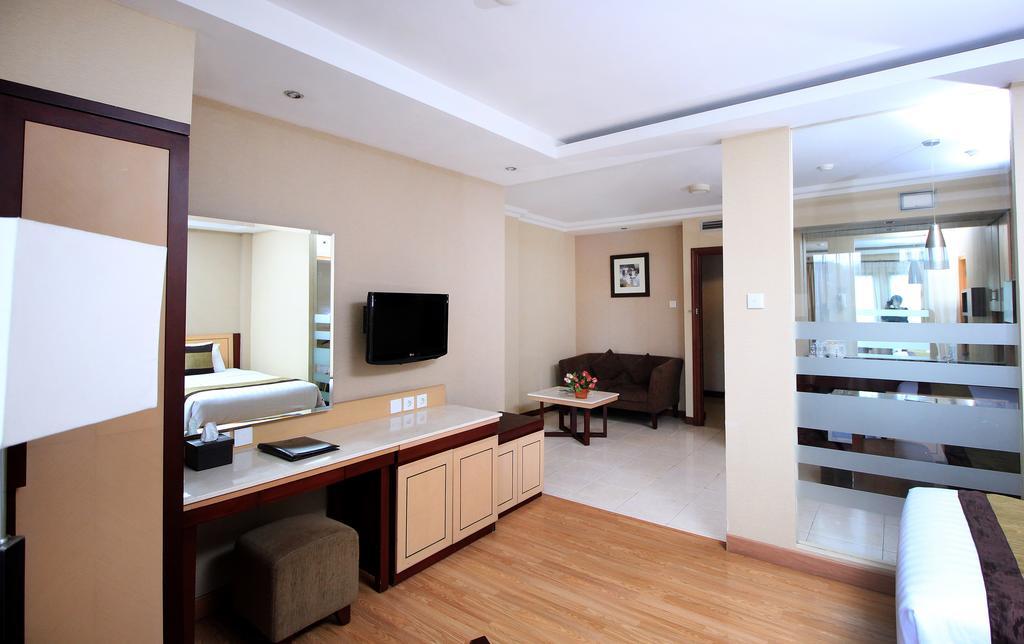 Grand Setiabudi Hotel Бандунг Экстерьер фото