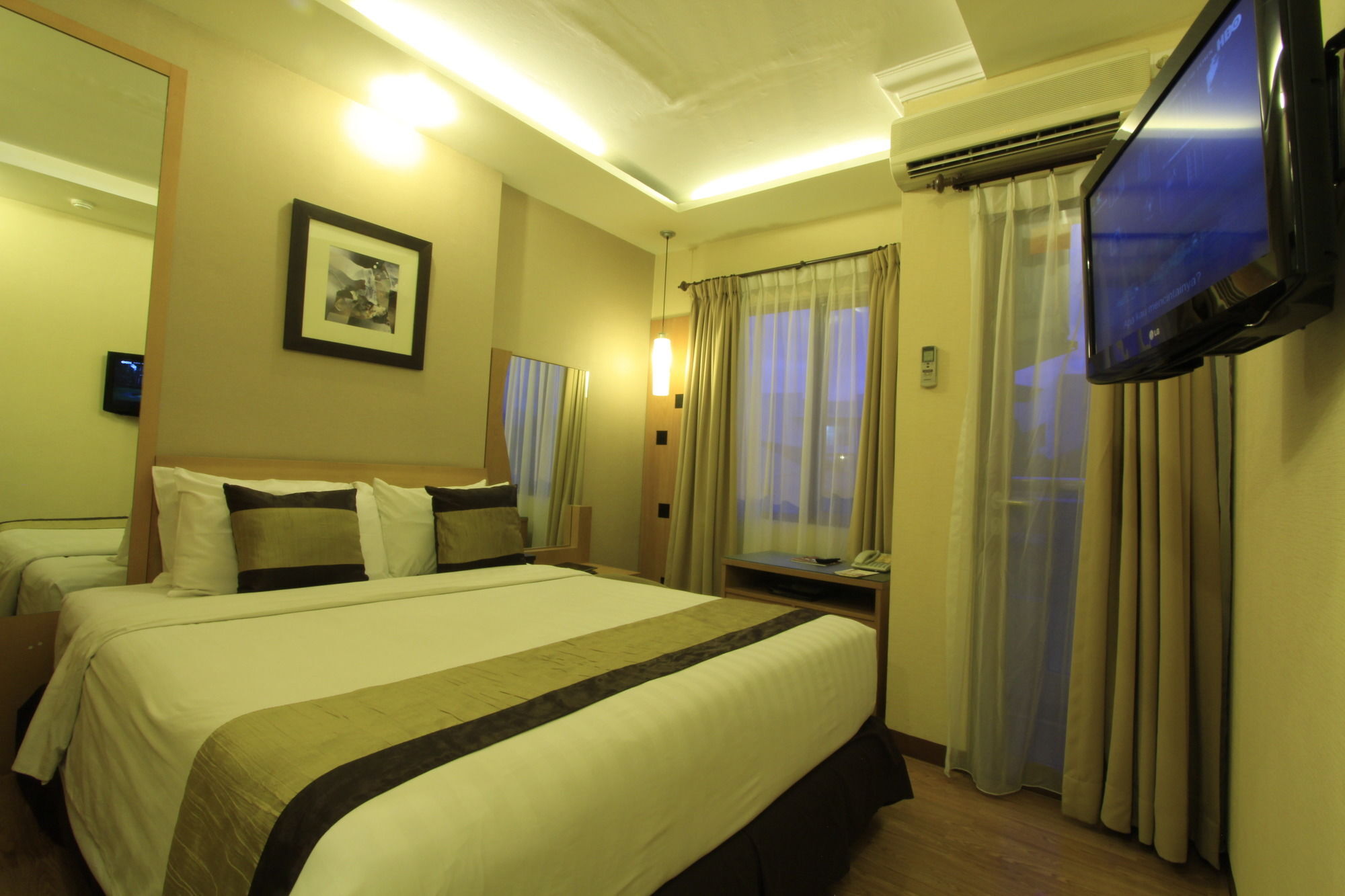Grand Setiabudi Hotel Бандунг Экстерьер фото