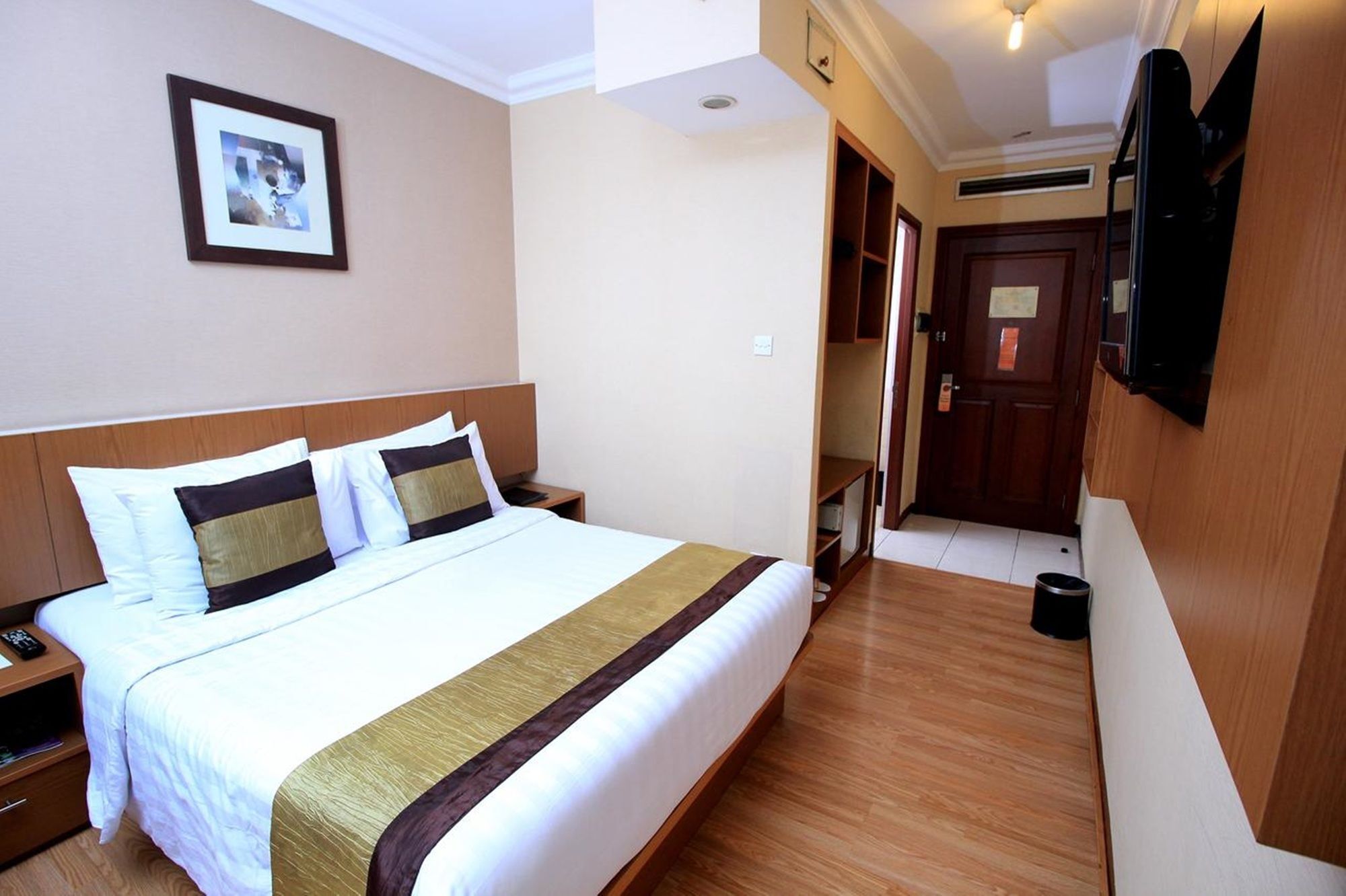 Grand Setiabudi Hotel Бандунг Экстерьер фото