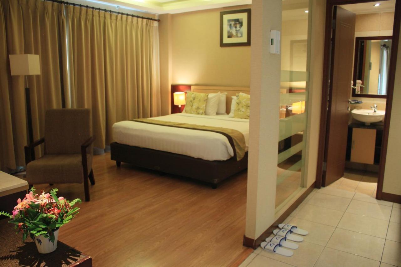 Grand Setiabudi Hotel Бандунг Экстерьер фото